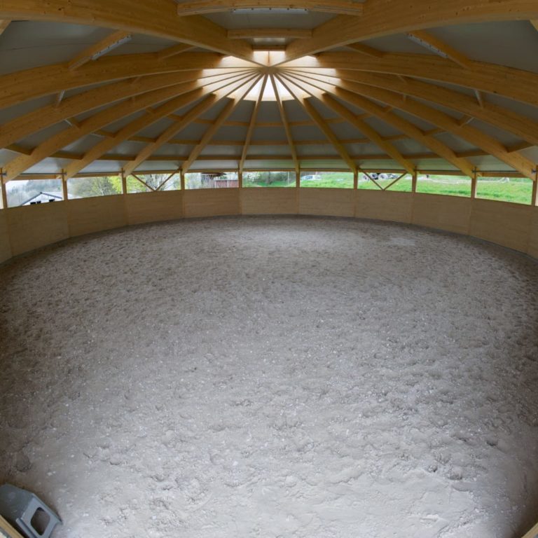 Longierhalle Reitstall Windeck